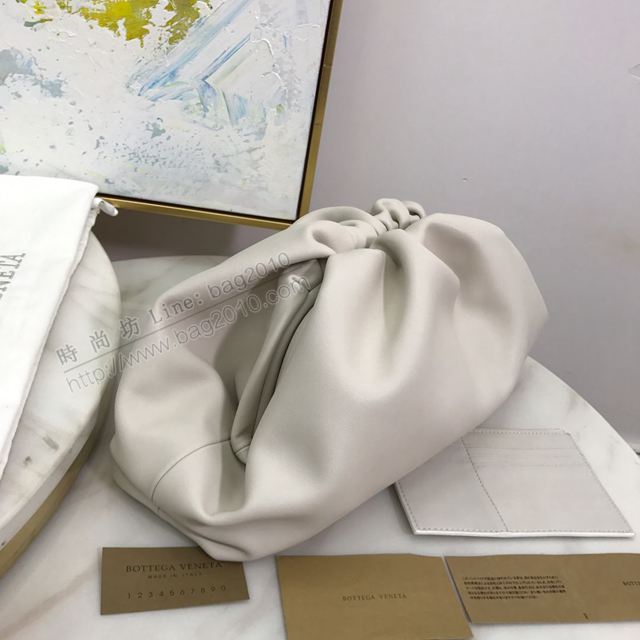 Bottega Veneta女包 2019最火 寶緹嘉The pouch雲朵包 BV單肩女包 白色大號  gxz1019